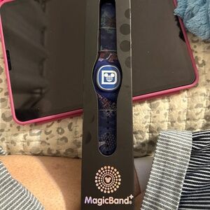 Brand new Disney magic band +